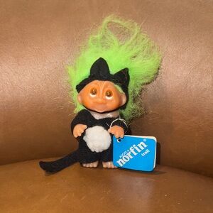 1985 NEW w tags Vintage Norfin DAM troll 3” Doll “midnight” Black Cat Costume